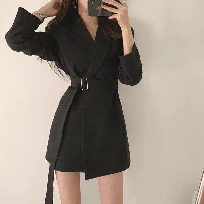 Blazerkleid mit V-Ausschnitt