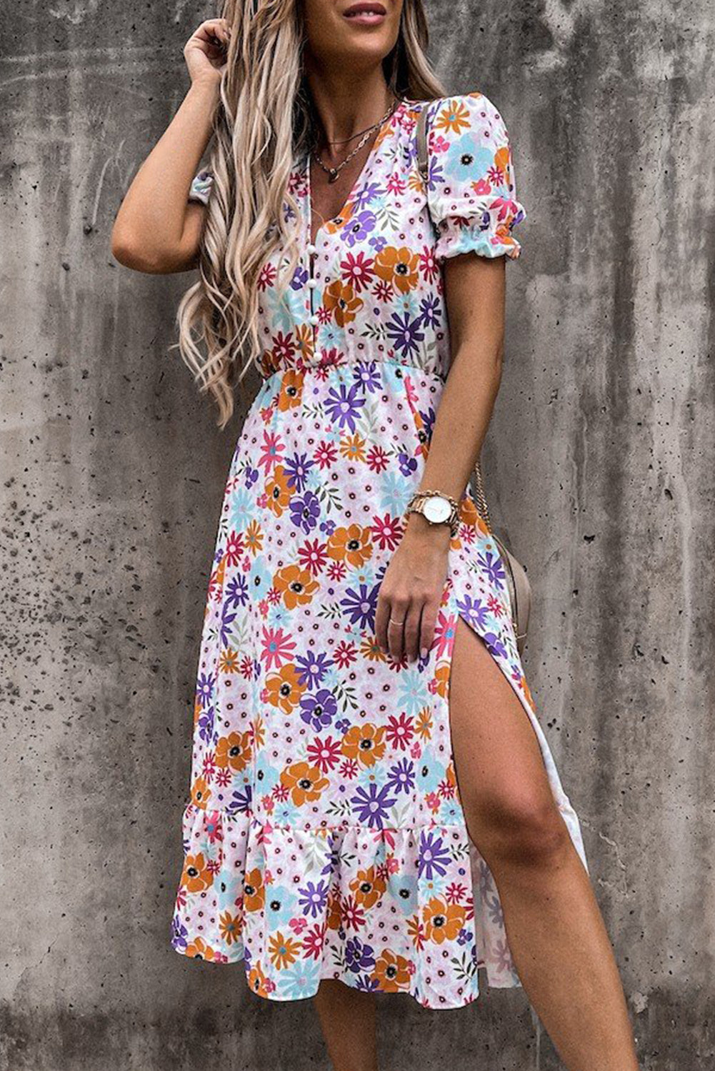 DANIQUE | GEBLÜMTES MAXIKLEID MIT V-AUSSCHNITT