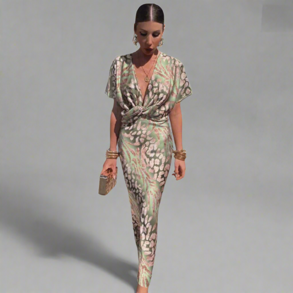 Cornelia | Verdrehtes Maxikleid mit Premium-V-Ausschnitt