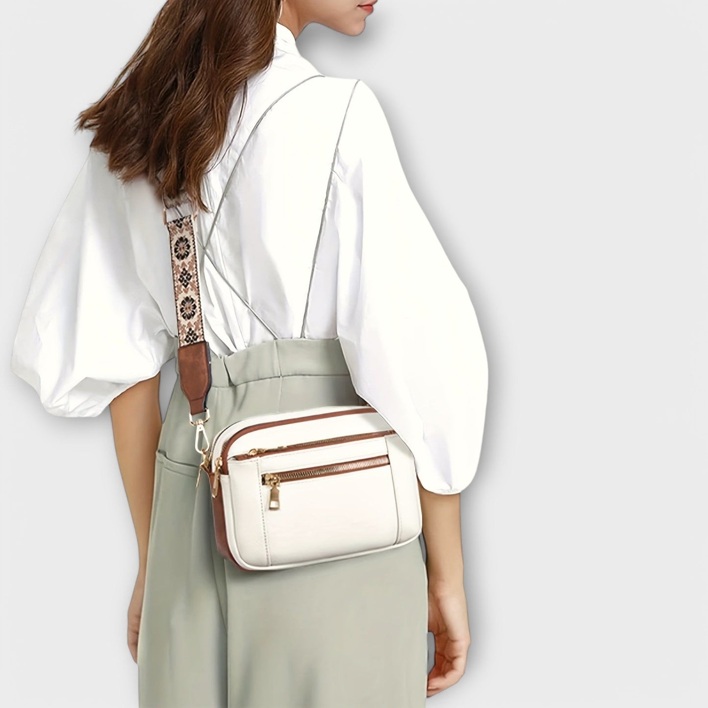 Léora. - Crossbody Tasche aus veganem Leder