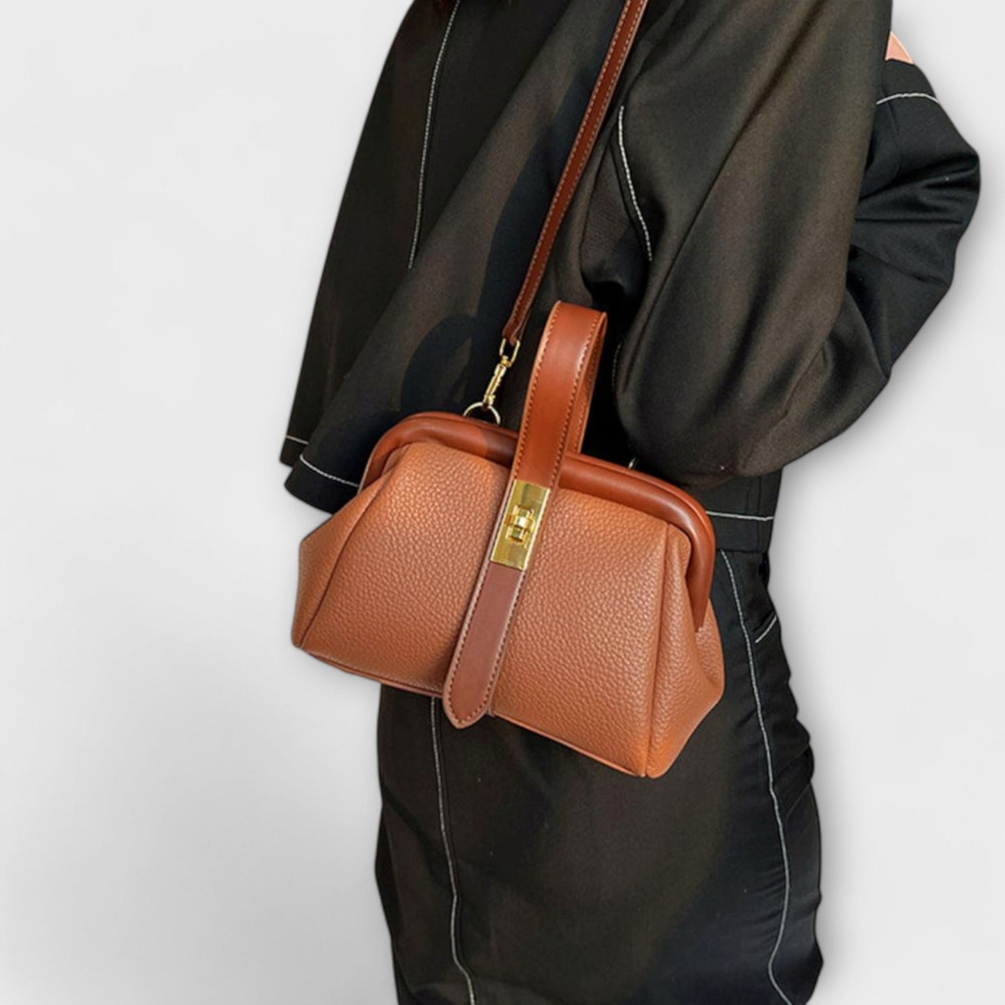 Léora. - Retro-Tasche