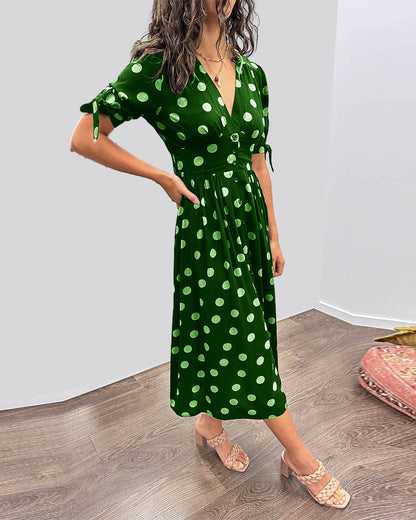 Monique | Elegancka Sukienka w Kropki