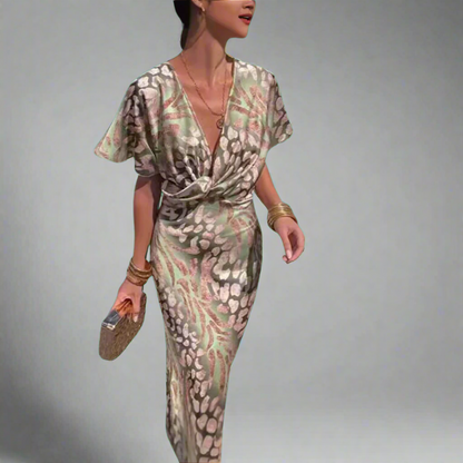 Suse | Premium Maxikleid mit verdrehtem Schnitt für eine elegante Silhouette