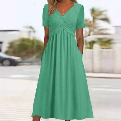 Hainah | Flatterndes Kleid