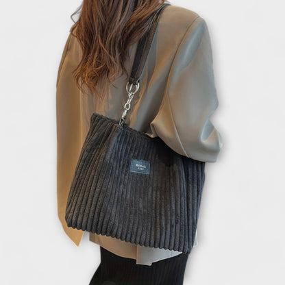 Léora. - Weiche Cord-Schultertasche